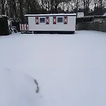 Pipowagen בית הארחה