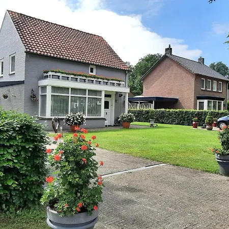 Pipowagen Πανσιόν